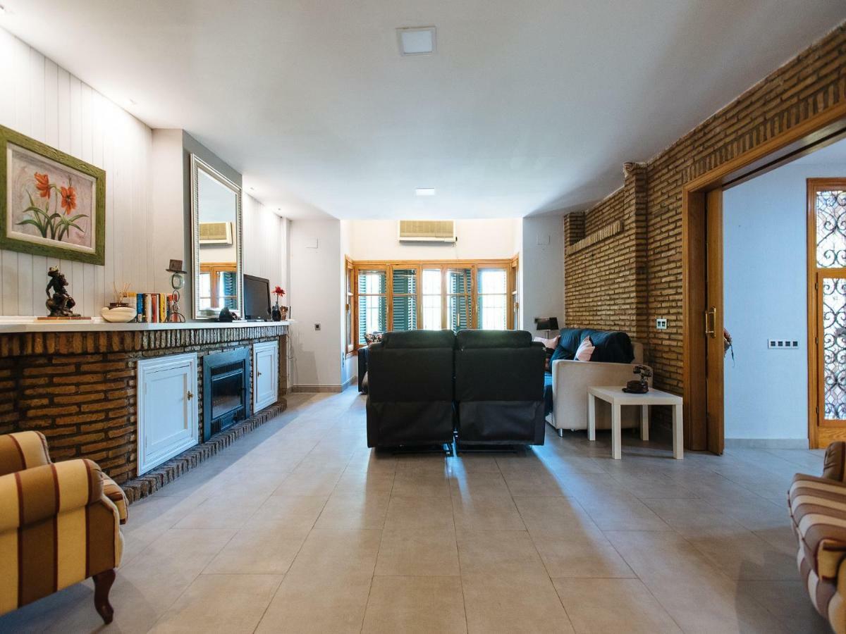 Divi Apartments Villa Reyes Mairena del Aljarafe Zewnętrze zdjęcie